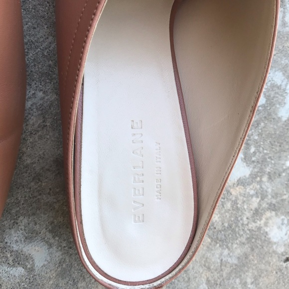 Everlane Day Block Heel Mule in Cognac - Picture 4 of 10
